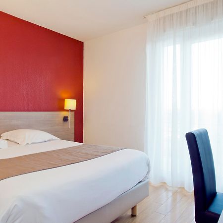 Sejours & Affaires Geneve Gex Les Rives Du Leman Aparthotel Exterior photo