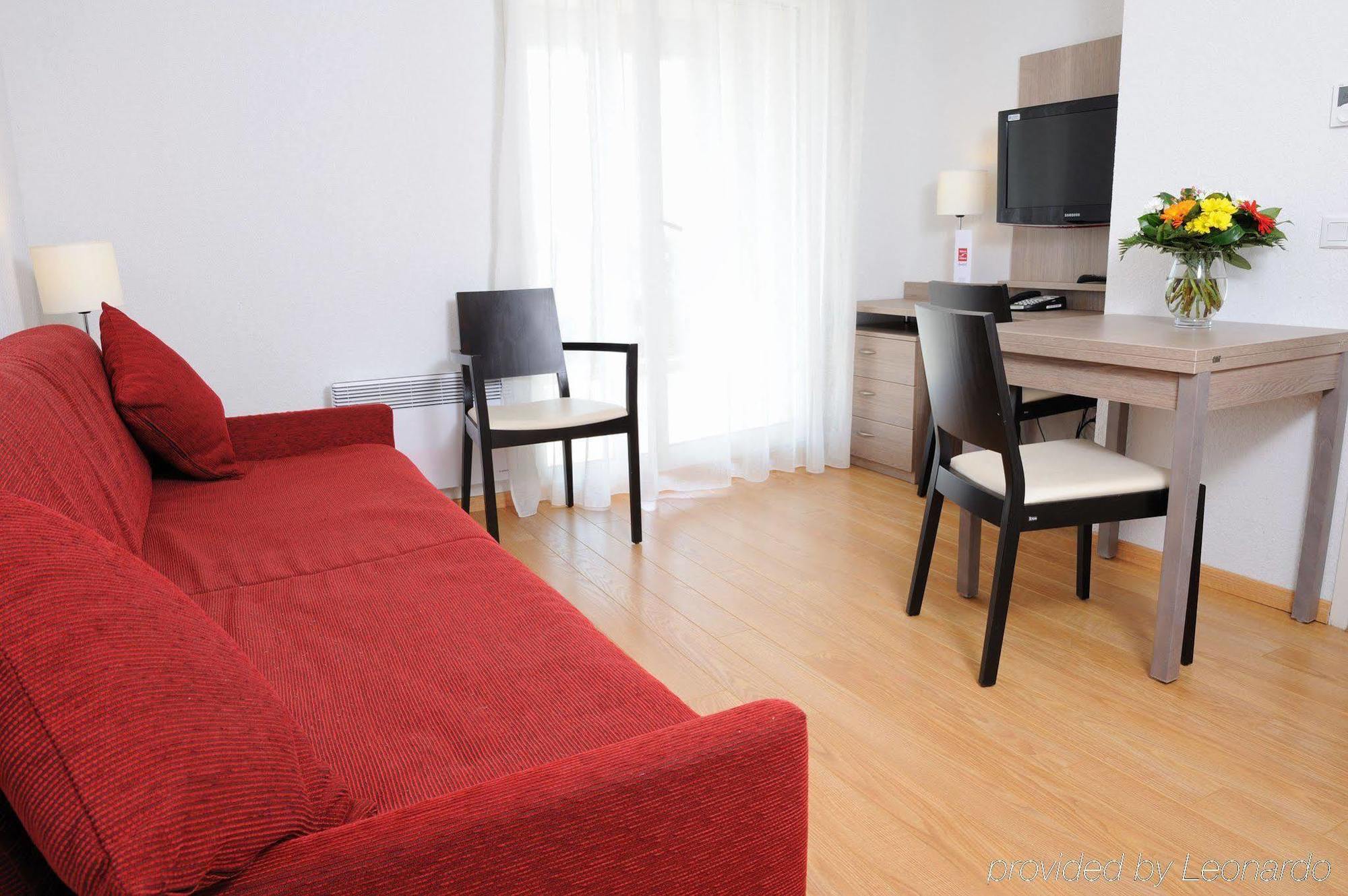 Sejours & Affaires Geneve Gex Les Rives Du Leman Aparthotel Room photo