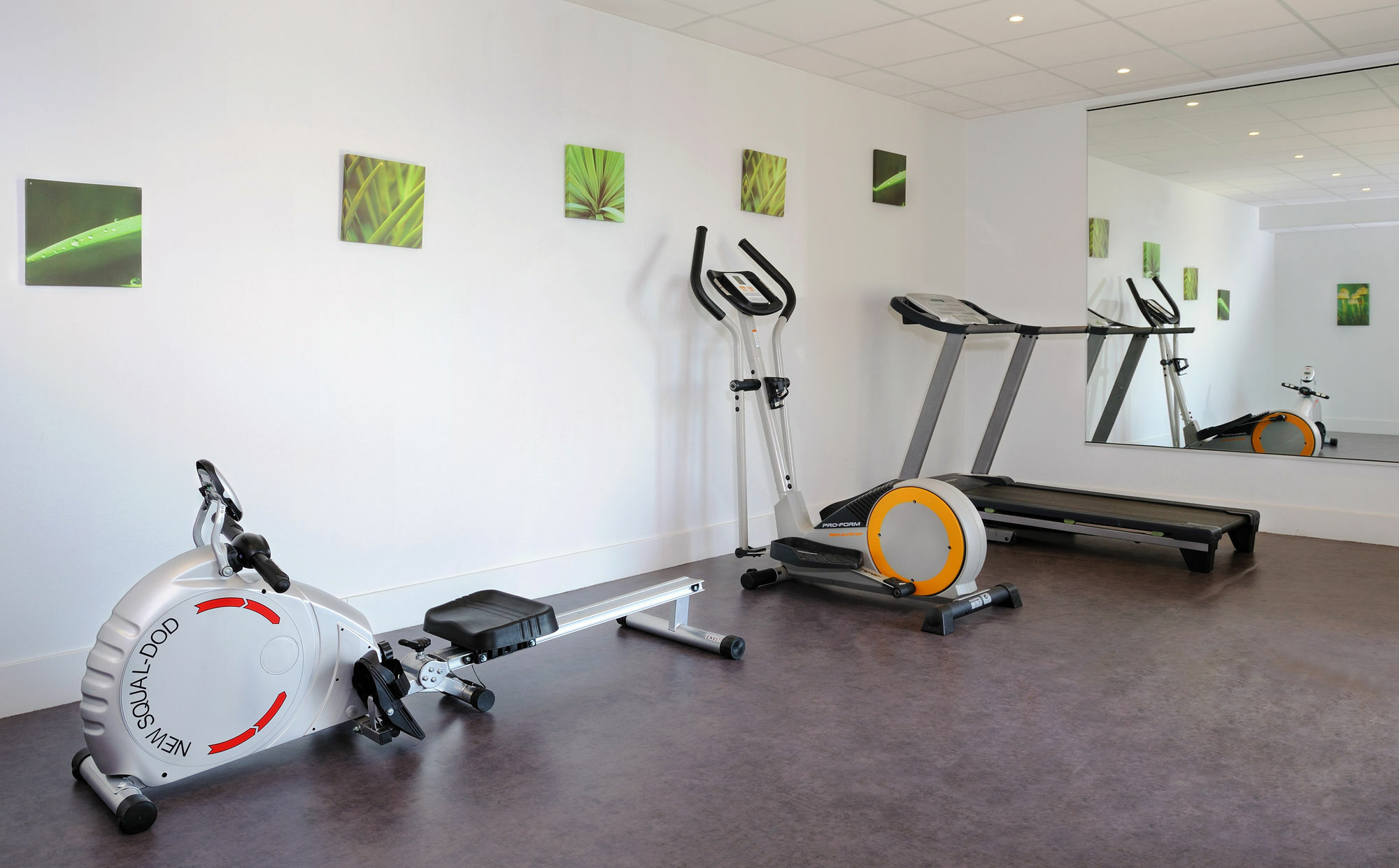 Sejours & Affaires Geneve Gex Les Rives Du Leman Aparthotel Exterior photo